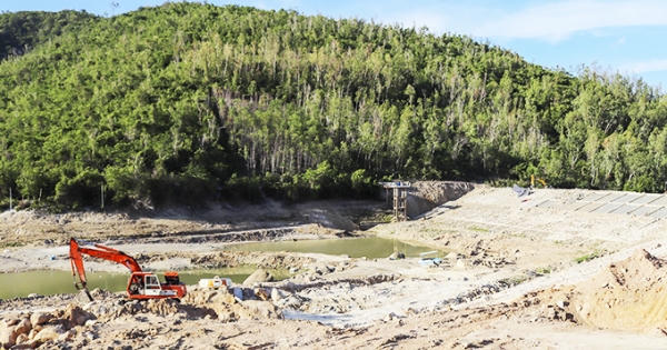 Xây dựng trong hành lang bảo vệ công trình hồ chứa nước Đồng Bò: Cần xử lý dứt điểm