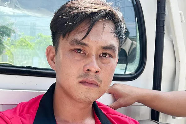 Mâu thuẫn tình ái, dùng dao đâm chết tình địch sau chầu nhậu