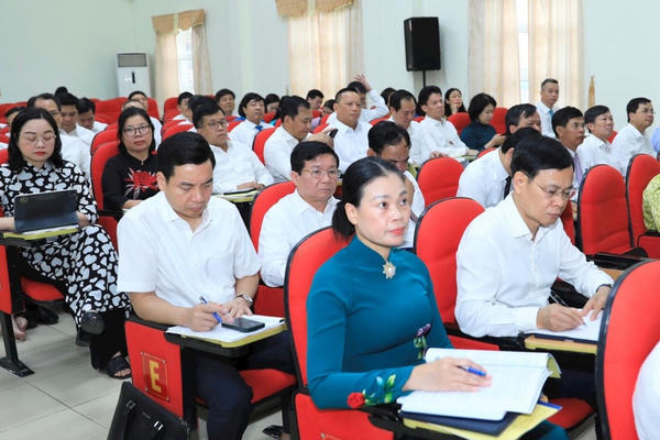 Hà Nội ưu tiên lựa chọn Bí thư quận, huyện làm Bí thư xã, phường sau sáp nhập