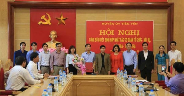 Bắt tay sắp xếp tổ chức, thu gọn đầu mối Bắt tay sắp xếp tổ chức, thu gọn đầu mối