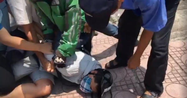 Hà Nội: Tóm gọn thanh niên mang súng giả đi cướp ngân hàng