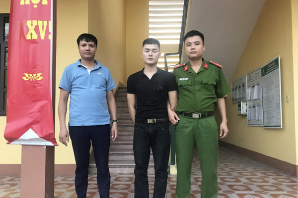 Quảng Ninh: Vận động đối tượng truy nã về tội "Bắt, giữ người trái pháp luật" ra đầu thú