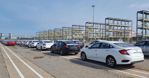 Vì sao ô tô nhập miễn thuế đầu tiên thông quan nhanh bất ngờ?