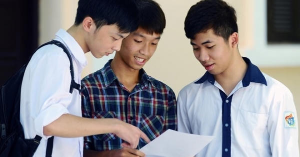 Bộ GD-ĐT cân nhắc kéo dài thời hạn nộp giấy chứng nhận kết quả thi