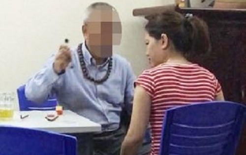 Công an quận Tây Hồ hồi âm Pháp luật Plus sau vụ phóng viên bị hành hung trước cửa UBND phường Nhật Tân Công an quận Tây Hồ hồi âm Pháp luật Plus sau vụ phóng viên bị hành hung trước cửa UBND phường Nhật Tân