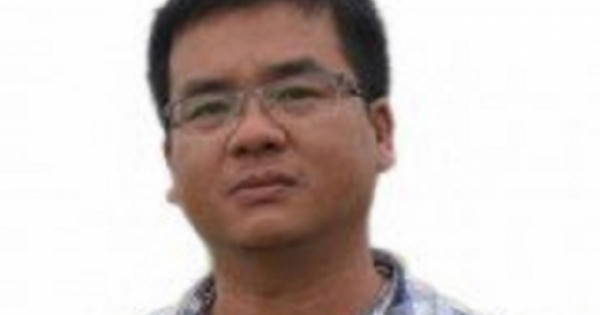 Chủ tịch tỉnh bán... cà phê, Bí thư tỉnh ủy “xin quảng cáo”