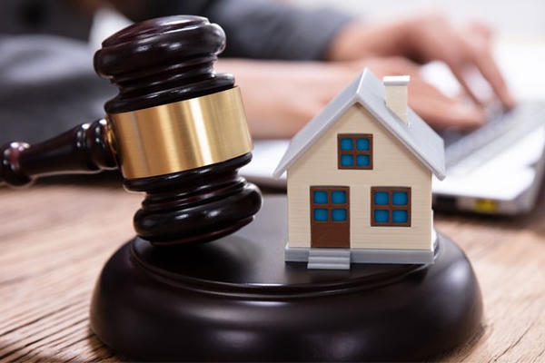 Viên chức Đăng ký biện pháp bảo đảm phải tốt nghiệp đại học trở lên các ngành thuộc lĩnh vực pháp luật