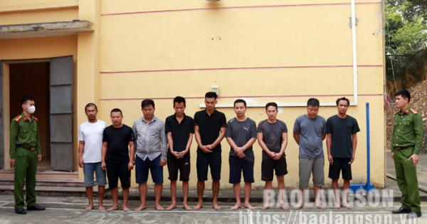 Lạng Sơn: Khởi tố nhóm tài xế đường dài đánh bi-a ăn tiền