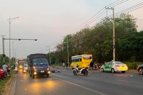 Xảy ra 18 vụ tai nạn giao thông khiến 12 người thiệt mạng trong ngày mùng 1 Tết