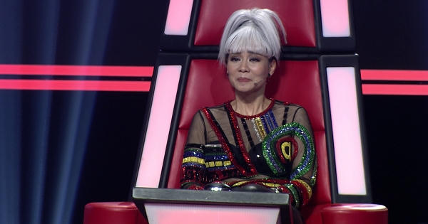 Giọng hát Việt 2017 - Tập 3: Quá xúc động, Thu Minh, Tóc Tiên rơi nước mắt trên ghế nóng