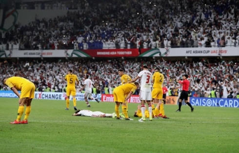 UAE 1-0 Australia: Chủ nhà biến ĐKVĐ thành cựu vương