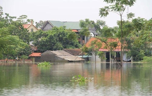 Thủy điện Sơn La, Hòa Bình đồng loạt xả lũ
