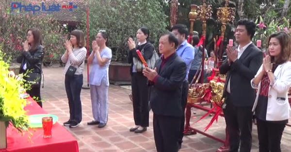 Thủ nhang đền Trần chia sẻ về ý nghĩa thực sự của lá Ấn