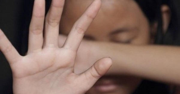 Bắt đối tượng lẻn vào trường dâm ô học sinh