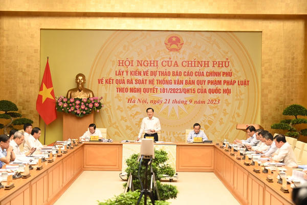 Rà soát văn bản quy phạm pháp luật: Tập trung nội dung có tác động lớn, kẽ hở có thể lợi dụng Rà soát văn bản quy phạm pháp luật: Tập trung nội dung có tác động lớn, kẽ hở có thể lợi dụng