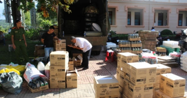 Đắk Nông: Khởi tố, bắt tạm giam 3 đối tượng sản xuất, buôn bán dầu nhớt giả nhãn hiệu