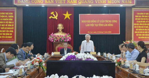 Tỉnh Lâm Đồng tiếp và làm việc với Hội đồng Lý luận Trung ương Tỉnh Lâm Đồng tiếp và làm việc với Hội đồng Lý luận Trung ương