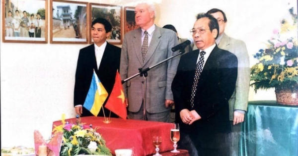 Tỷ phú Phạm Nhật Vượng thuở lập nghiệp ở Kharkov