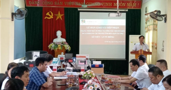 Tài trợ trang thiết bị y tế trị giá 1,5 tỷ đồng cho CDC TP Bắc Kạn