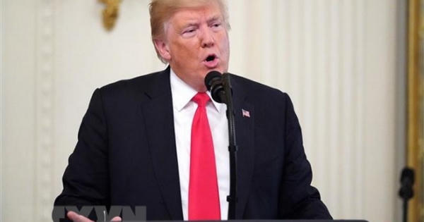 Tổng thống Mỹ Donald Trump cáo buộc các mạng xã hội can thiệp bầu cử Tổng thống Mỹ Donald Trump cáo buộc các mạng xã hội can thiệp bầu cử