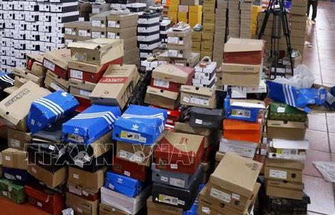 An Giang: Xử lý nghiêm nếu cán bộ biên phòng tỉnh tiếp tay buôn lậu An Giang: Xử lý nghiêm nếu cán bộ biên phòng tỉnh tiếp tay buôn lậu