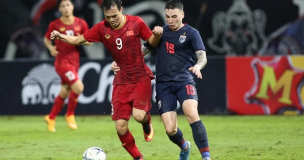 Chia điểm ở Thammasat với người Thái nhưng đội tuyển Việt Nam vẫn được King Coffee thưởng 200 triệu đồng