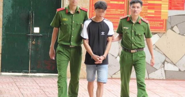 Dùng xe máy biển giả, lẻn vào siêu thị trộm tài sản giữa đêm khuya