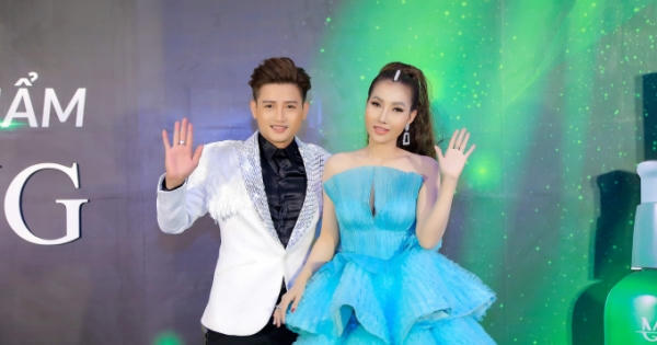 Á hậu Đoàn Thanh Tuyền lộng lẫy tại sự kiện, "chịu chơi" chi hơn 2 tỷ thưởng cho đối tác Á hậu Đoàn Thanh Tuyền lộng lẫy tại sự kiện, "chịu chơi" chi hơn 2 tỷ thưởng cho đối tác