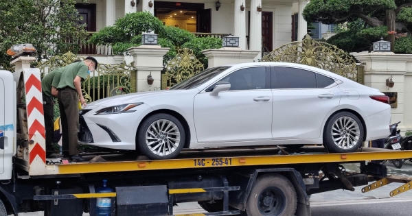 Vì sao 4 xe sang bị tạm giữ trong vụ bắt nguyên Chủ tịch TP Hạ Long? Vì sao 4 xe sang bị tạm giữ trong vụ bắt nguyên Chủ tịch TP Hạ Long?
