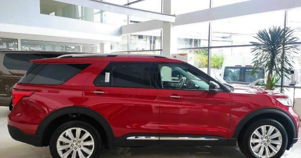 Ba mẫu xe hot vẫn bán "bia kèm lạc", dân tình bức xúc Ba mẫu xe hot vẫn bán "bia kèm lạc", dân tình bức xúc
