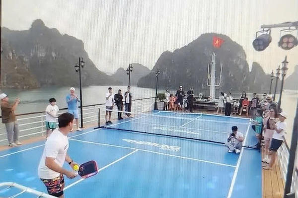 Xác minh, làm rõ vụ việc tổ chức cho du khách chơi pickleball trên boong tàu du lịch vịnh Hạ Long Xác minh, làm rõ vụ việc tổ chức cho du khách chơi pickleball trên boong tàu du lịch vịnh Hạ Long