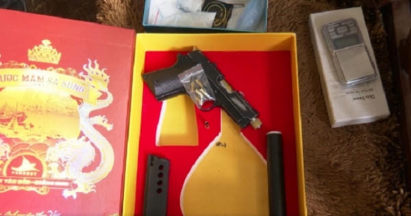 Vác súng bắn chết người sau mâu thuẫn tại đám cưới Vác súng bắn chết người sau mâu thuẫn tại đám cưới