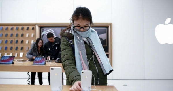 Apple tiếp tục bị kiện trong “vụ gian dối thế kỷ”