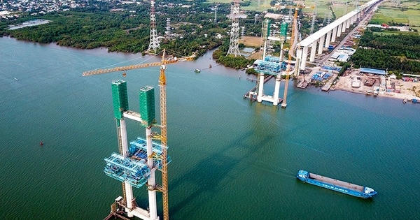 Áp lực trả nợ nhà thầu tại cao tốc Bến Lức - Long Thành