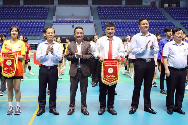 Chính thức khai mạc "Giải vô địch Cầu mây Quốc gia 2024”