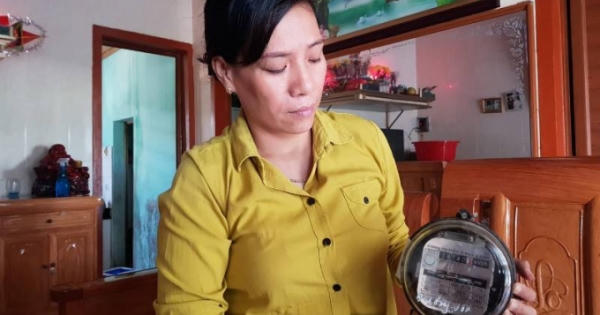 Phản ánh tiền điện tăng lên Facebook, hàng chục hộ bị cắt điện, kiểm tra