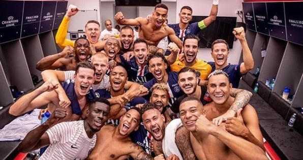 Chủ tịch PSG phấn khích, Neymar và Mbappe chờ lên ngôi Chủ tịch PSG phấn khích, Neymar và Mbappe chờ lên ngôi