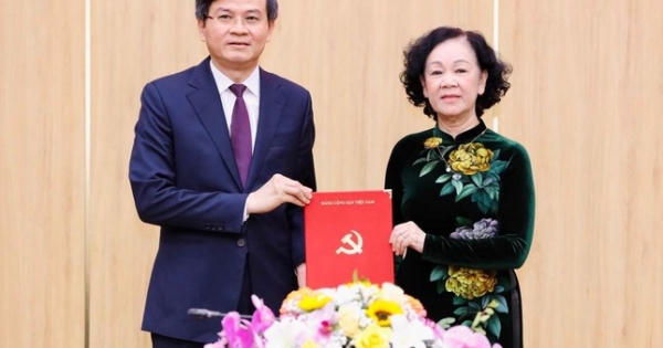 Tổng Biên tập Tạp chí Cộng sản làm Bí thư Tỉnh ủy Ninh Bình