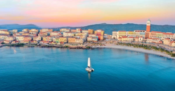 Điều gì biến Nam Phú Quốc thành “thỏi nam châm” mới của thời trang?