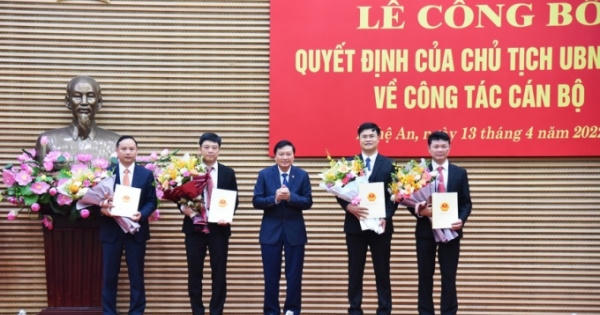 Nghệ An kiện toàn nhân sự 2 Sở và Ban quản lý Khu kinh tế Đông Nam Nghệ An kiện toàn nhân sự 2 Sở và Ban quản lý Khu kinh tế Đông Nam