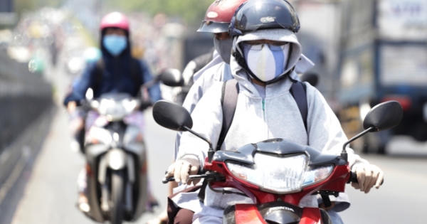Dự báo thời tiết ngày 17/6: Khu vực Bắc và Trung Bộ nắng như "đổ lửa", nhiều nơi trên 38 độ C