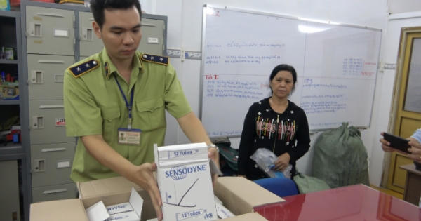 Truy quét 15 điểm kinh doanh sản phẩm giả thương hiệu tại TP HCM Truy quét 15 điểm kinh doanh sản phẩm giả thương hiệu tại TP HCM