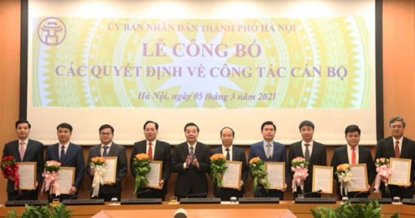 Cán bộ dám 'đương đầu' loại bỏ cái cũ lạc hậu, Hà Nội bảo vệ cách nào?