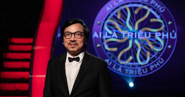 'Giáo sư Xoay' Đinh Tiến Dũng suýt bật khóc trong lần đầu dẫn 'Ai là triệu phú'