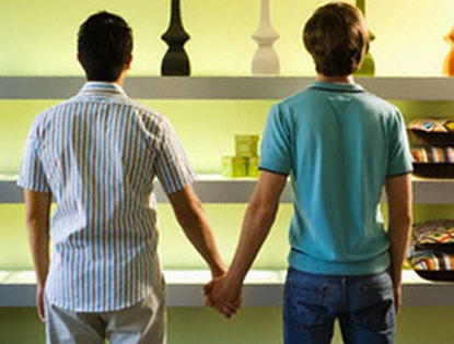 Hoạt động chuyển giới có được pháp luật Việt Nam cho phép?