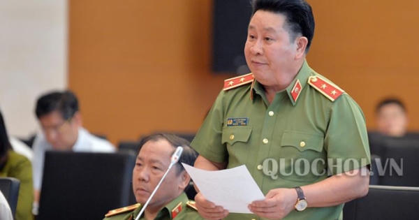 Thi hành kỷ luật, cách chức Thứ trưởng Bộ Công an Bùi Văn Thành