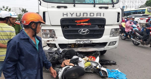 Phó Thủ tướng chỉ đạo về vụ tai nạn giao thông đặc biệt nghiêm trọng tại Long An Phó Thủ tướng chỉ đạo về vụ tai nạn giao thông đặc biệt nghiêm trọng tại Long An