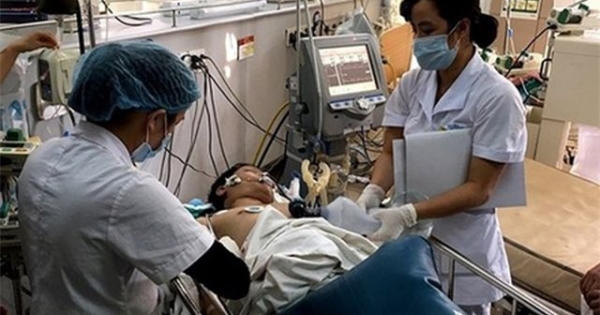 1 người chết, 7 người nhập viện do uống rượu nghi có lá ngón