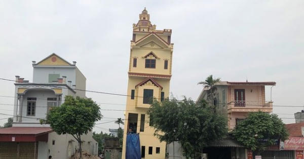 Cận cảnh ngôi nhà nghiêng như "tháp nghiêng Pisa" ở Hà Nam Cận cảnh ngôi nhà nghiêng như "tháp nghiêng Pisa" ở Hà Nam