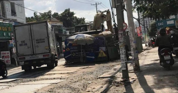 TP HCM: Dự án xây dựng hệ thống thoát nước thi công “ì ạch”, chủ đầu tư im lặng một cách khó hiểu? TP HCM: Dự án xây dựng hệ thống thoát nước thi công “ì ạch”, chủ đầu tư im lặng một cách khó hiểu?